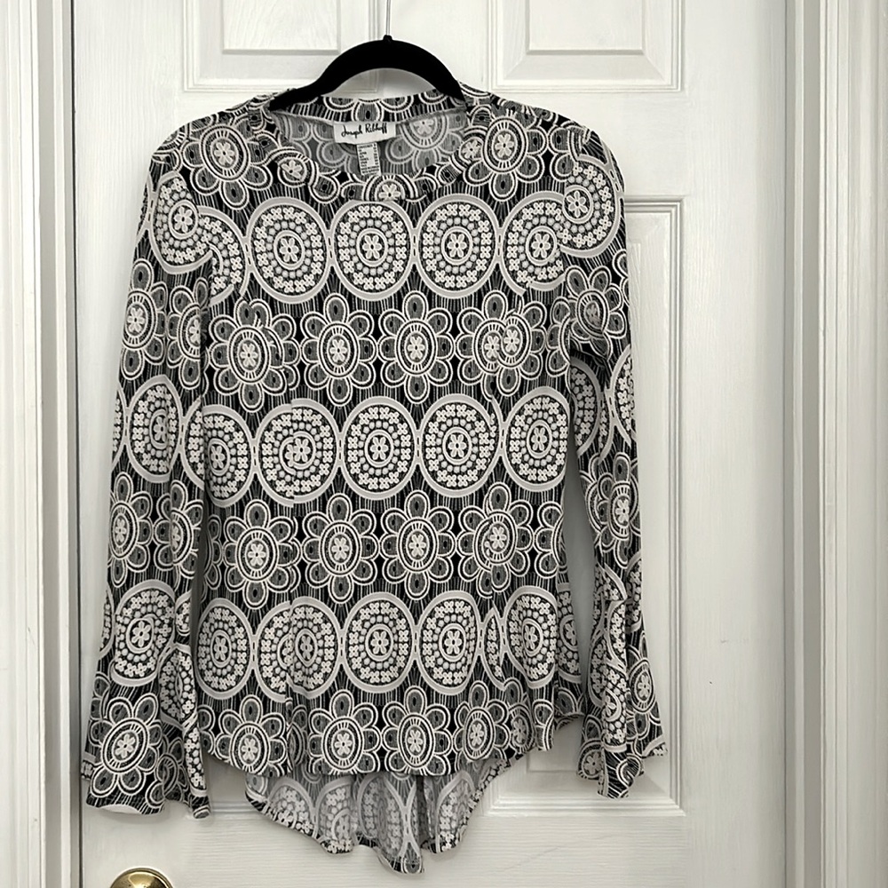 Joseph Ribkoff  Black Womans Blouse Size 8